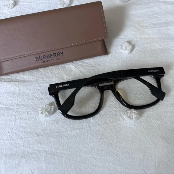 Burberry Glasses - Picture 3 of 9